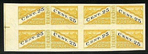 1945 San Marino - 25 c. giallo Pacchi Postali non dentellato in quartina MNH**