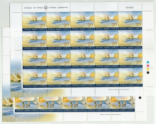 2004 - Europa CEPT (Cipro) - Le Vacanze, 2 minifogli di 20 MNH**