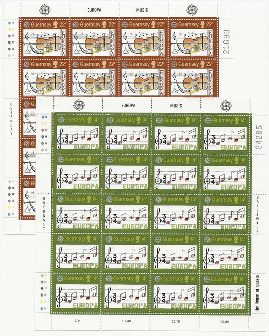 1985 - Europa CEPT (Guernsey) - Anno europeo della musica, 2 minifogli MNH**