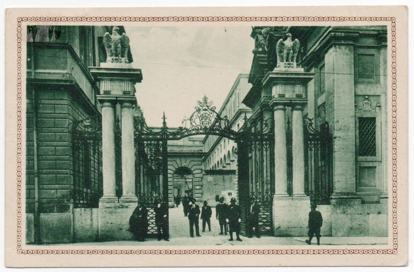 Vaticano - Cartolina con valori serie "Giardini" 1933 per l'Inghilterra